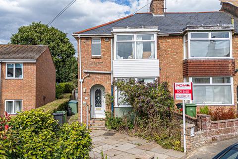 The Broadway, Hastings 3 bed end of terrace house for sale