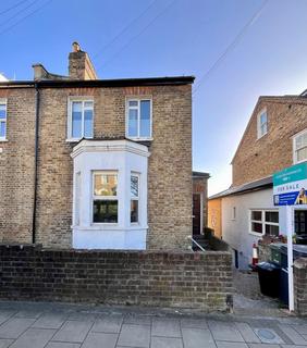 Angles Road, London SW16 1 bed flat for sale