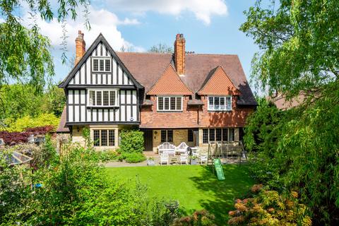 Shire Oak Road, Headingley, Leeds, LS6 2 bed flat for sale