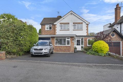 West Road, Bromsgrove. B60 2NQ 3 bed detached house for sale