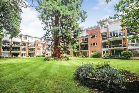 1 The Avenue, Westbourne, BH13 2 bed apartment for sale
