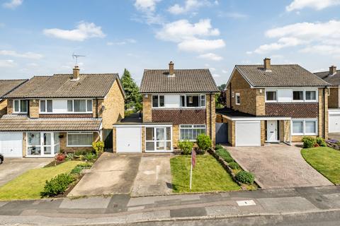 Appledore Avenue, Nottingham NG8 3 bed detached house for sale