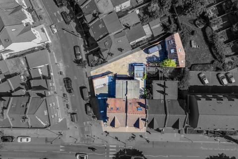 Horn Lane, Acton 6 bed house for sale