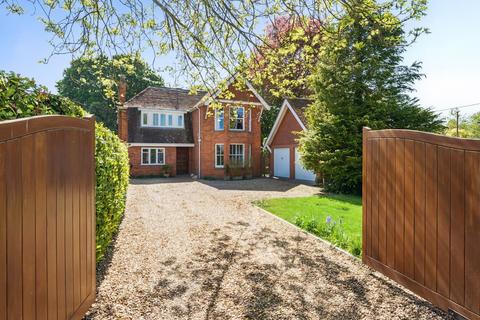 49 Winchester Road, Andover, SP10 2EF 5 bed detached house for sale