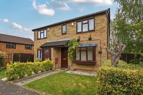 Blenheim Court, Hertfordshire CM23 2 bed semi