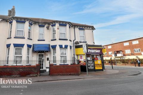 Nelson Road North, Great Yarmouth 8 bed terraced house for sale