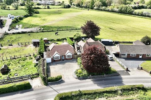 Nantwich Road, Wrenbury, CW5 3 bed detached house for sale