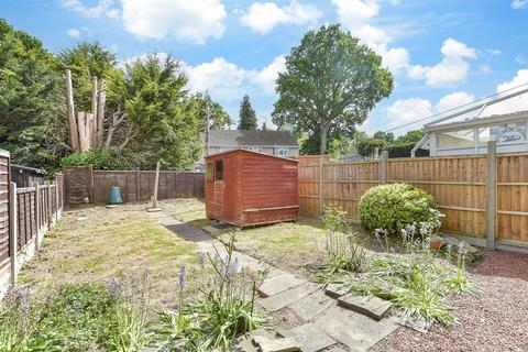 Cloverlands, Crawley RH10 3 bed terraced house for sale