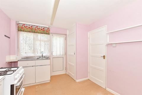 Cloverlands, Crawley RH10 3 bed terraced house for sale