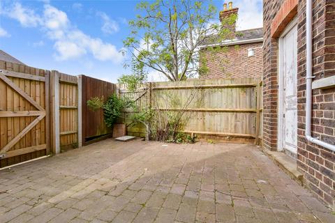 Commercial Road, Tonbridge TN12 4 bed detached house for sale