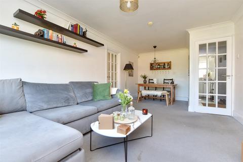 Hurst View Grange, South Croydon CR2 2 bed ground floor flat for sale