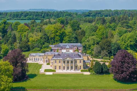 Overton, Hampshire, RG25 Farm for sale