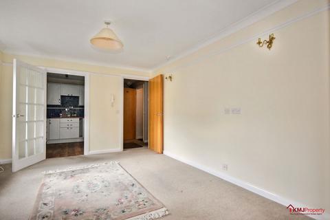 Holme Grange, Rusthall Road... 1 bed ground floor flat for sale