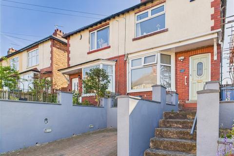 Mount Park Road, Scarborough 3 bed semi