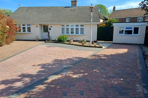 Seaward Gardens, Bridport, Dorset, DT6 2 bed bungalow for sale