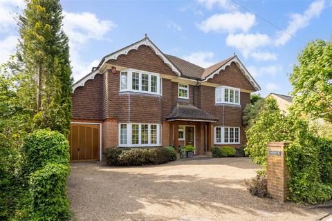 Steels Lane, Oxshott 6 bed detached house for sale