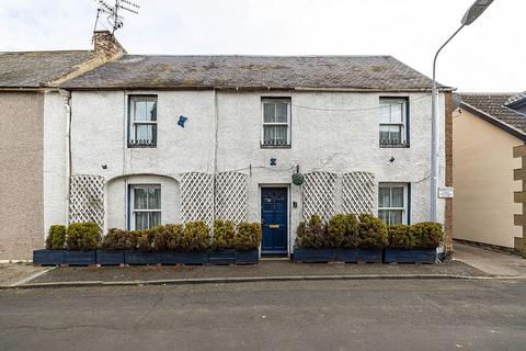2 Abbey Road, Coldstream TD12 4BB 4 bed semi