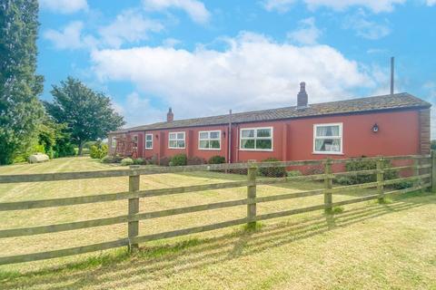 Soff Lane, Goxhill... 2 bed bungalow for sale