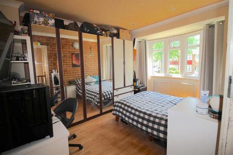 Hollyhurst Grove, Birmingham B26 3 bed semi