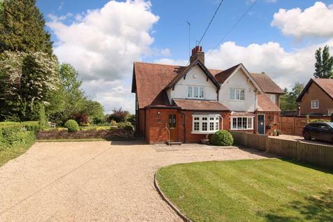 Long Marston 2 bed semi