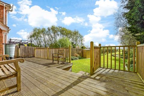 Robin Hood Lane, Lydd, Romney Marsh... 3 bed link detached house for sale