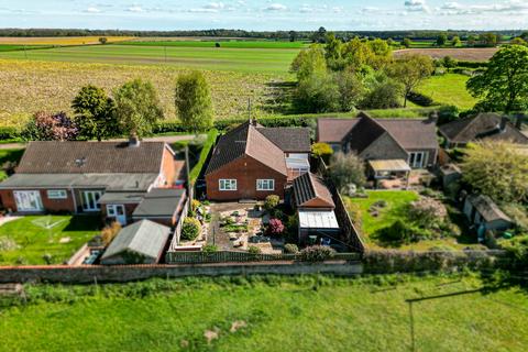 Occupation Lane, Broadholme, LN1 3 bed bungalow for sale