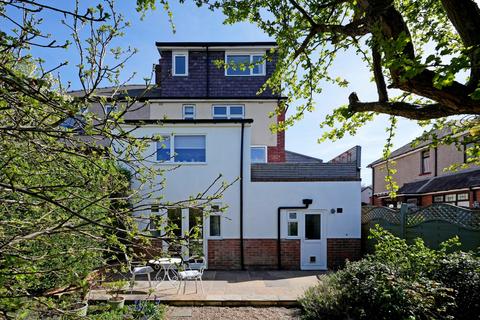 Strelley Avenue, Beauchief, S8 0BE 5 bed semi