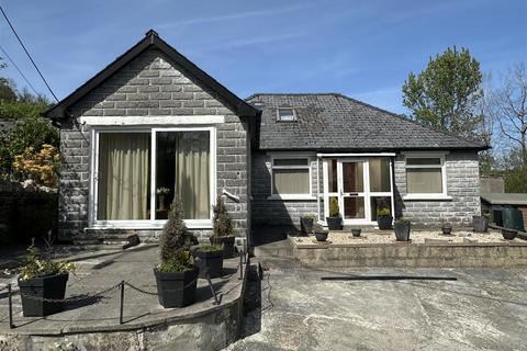 Castle Road, Pencader 3 bed detached bungalow for sale