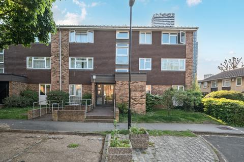 Granville Close, Croydon 1 bed apartment for sale