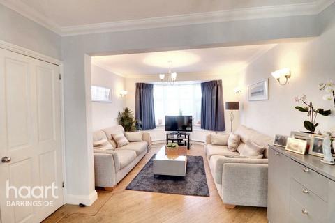 Kirkland Avenue, Clayhall 3 bed semi