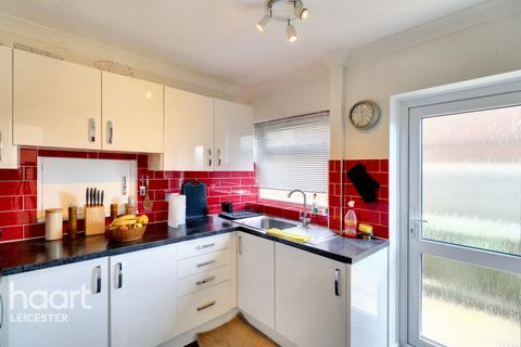 St Marys Avenue, Leicester 3 bed detached house for sale