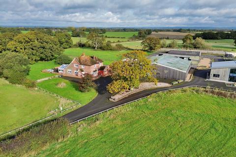 Redbrook Street, Woodchurch TN26 4 bed detached house for sale