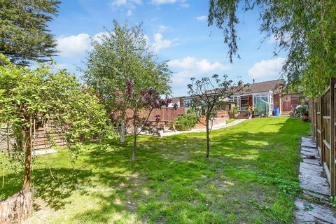 Wayside Avenue, Tenterden, Kent 2 bed semi