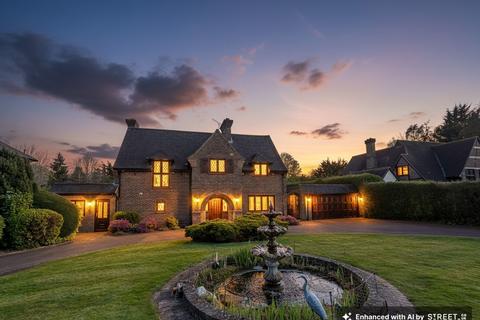 Hillcroft Avenue, Purley, CR8 4 bed detached house for sale