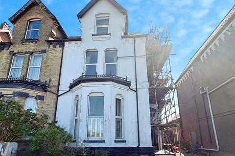 Ilfracombe, Devon 2 bed flat for sale