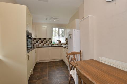 Parrock Avenue, Gravesend, Kent 3 bed semi