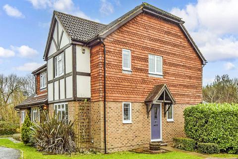 Thomas Turner Drive, East Hoathly... 3 bed semi