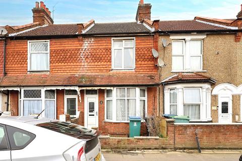 368 Whippendell Road, Watford, WD18 7PD 3 bed terraced house for sale