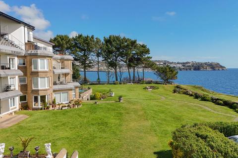 Cliff Road, Livermead, Torquay 2 bed flat for sale
