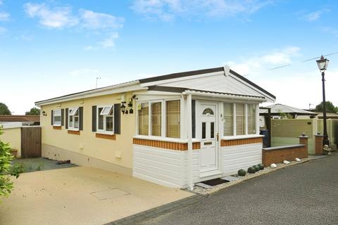 Eastfield Park, Newark NG22 2 bed detached house for sale