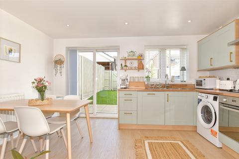 Petunia Avenue, Sheerness ME12 3 bed terraced house for sale