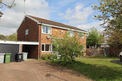 Madron Avenue, Macclesfield 2 bed semi