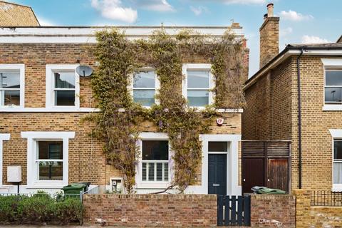 Nursery Road, Brixton, London, SW9 3 bed terraced house for sale