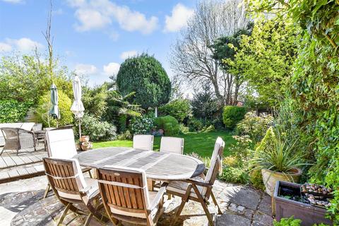 Shirley Way, Bearsted, Maidstone, Kent 3 bed detached house for sale