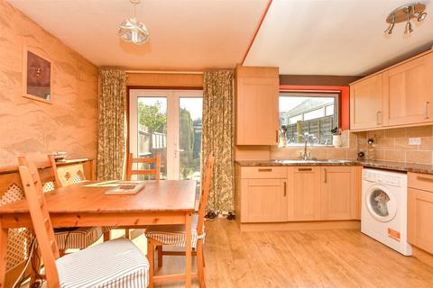 Highview, Meopham DA13 3 bed terraced house for sale