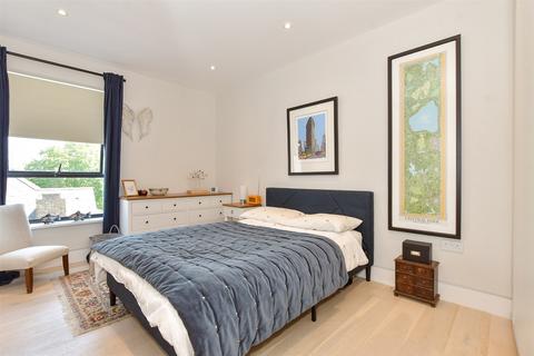 Church Hill, Walthamstow 2 bed apartment for sale