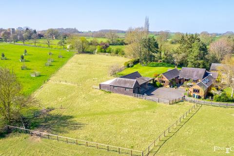 Stockerston 4 bed barn conversion for sale