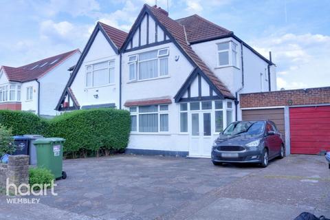 Preston Road Area 3 bed semi