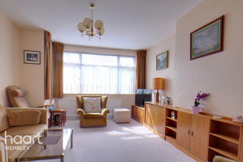 Preston Road Area 3 bed semi