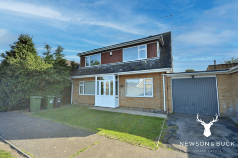 Walnut Avenue North, West Winch PE33 3 bed link detached house for sale
